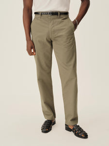 Model wearing Mosswood Pant 