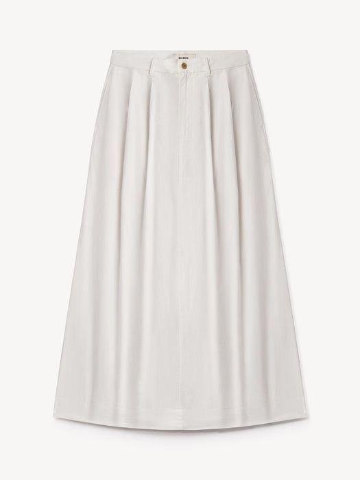View of the White Paperweight Poplin Pleated Skirt
