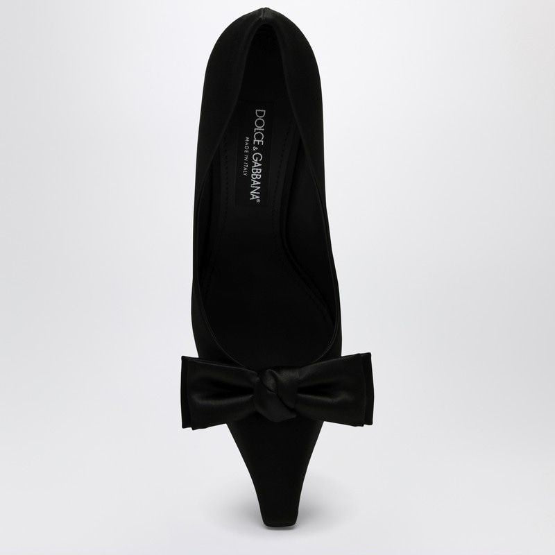 Shop Dolce & Gabbana Black Satin Pumps With Bow