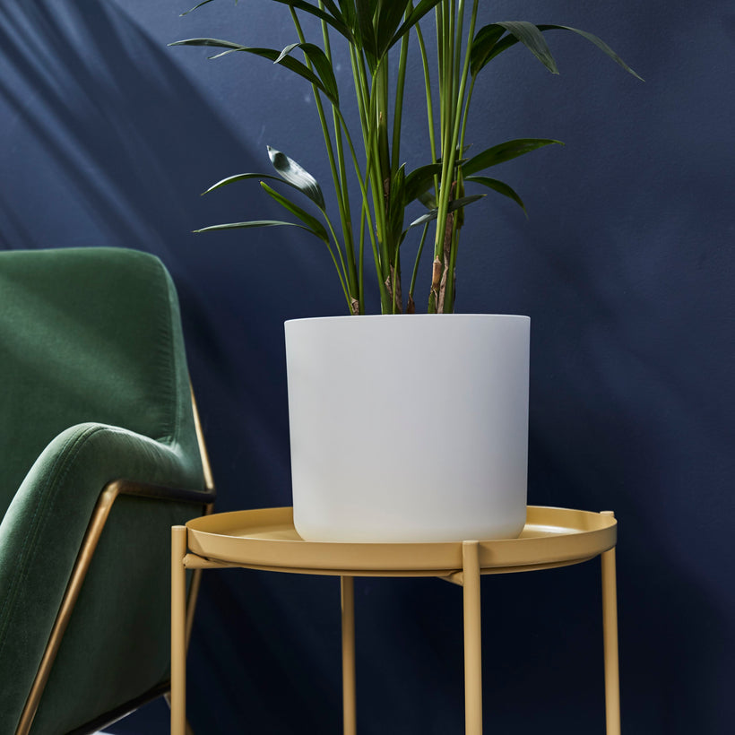 Straight edged pot