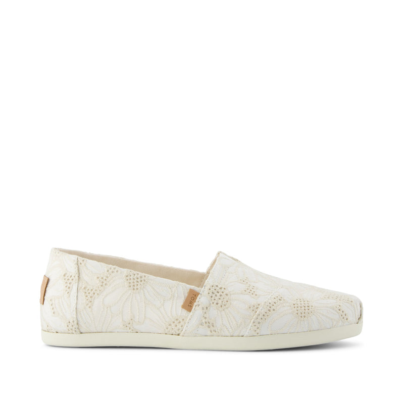Alpargata Classic - Natural Floral Eyelet Side View Alpargata Classic - Natural Floral Eyelet Side View