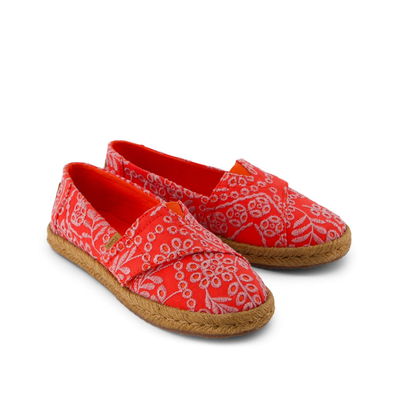 Alpargata Rope 2.0 Kids Espadrille - Flame Botanical Eyelet Front View Alpargata Rope 2.0 Kids Espadrille - Flame Botanical Eyelet Front View