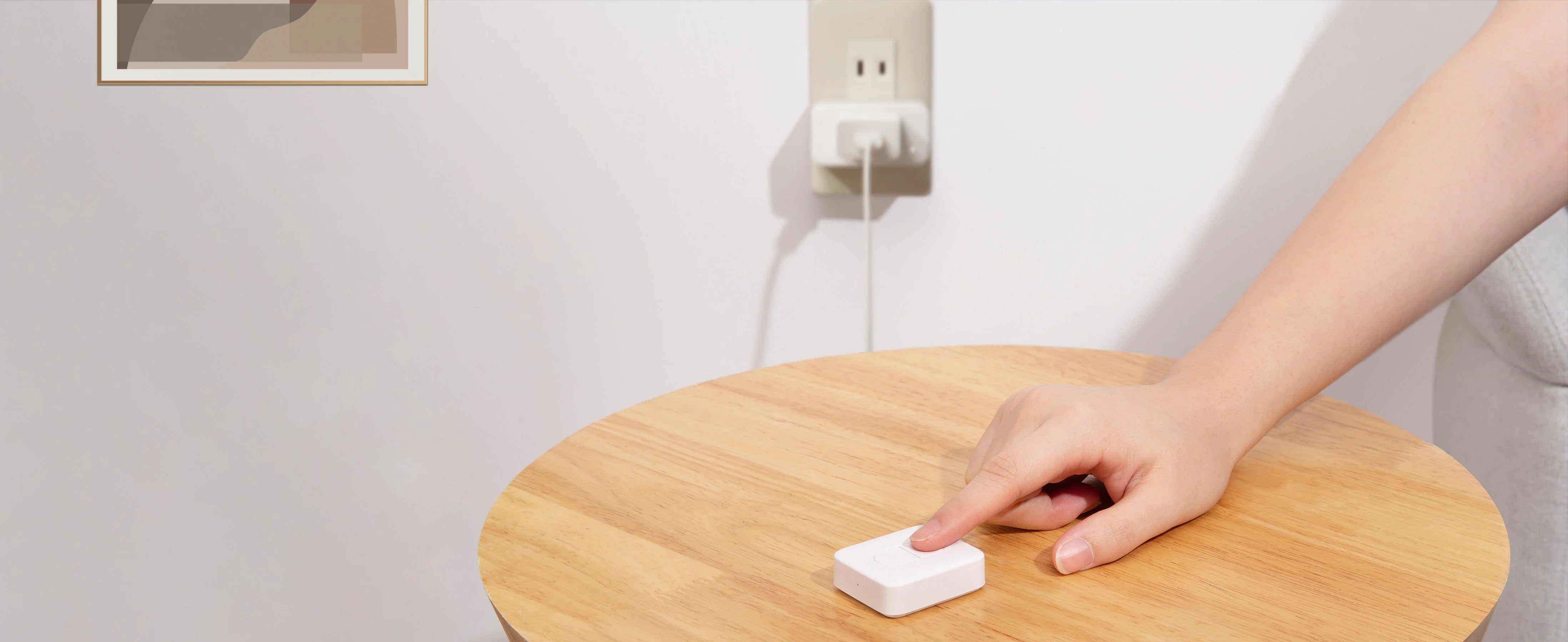 Remote_plug_mini_44f258ac-17a3-4c01-bd49-f549ad8a9231.webp__PID:b1809f38-be03-4e89-9534-7b55535360fb
