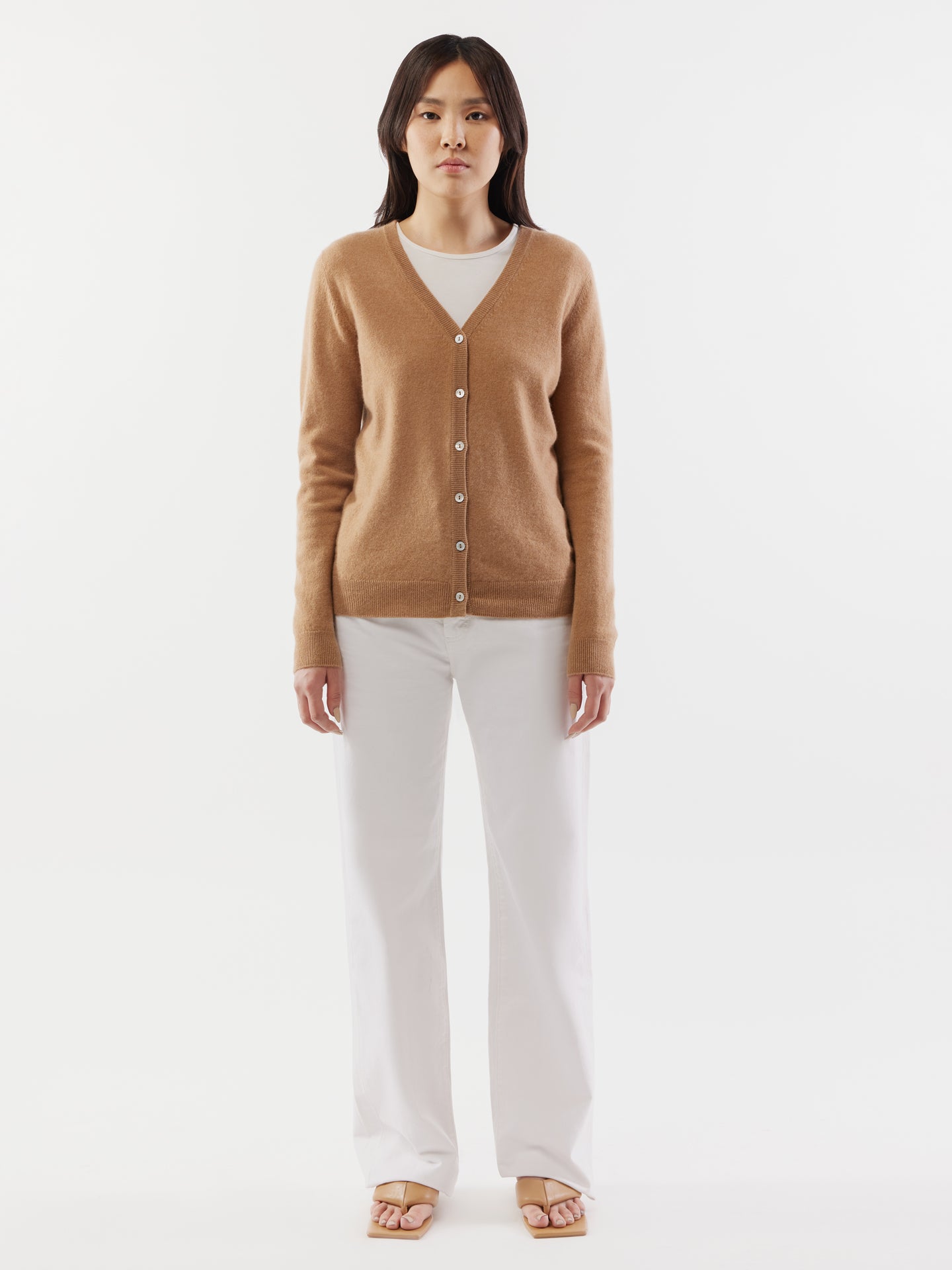 Women's Cashmere V-Neck Cardigan Sheepskin -Gobi Cashmere